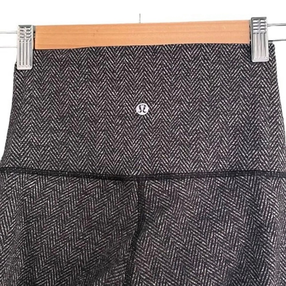 Lululemon High Times Pant Black Gray Herringbone Leggings size 6 s/m